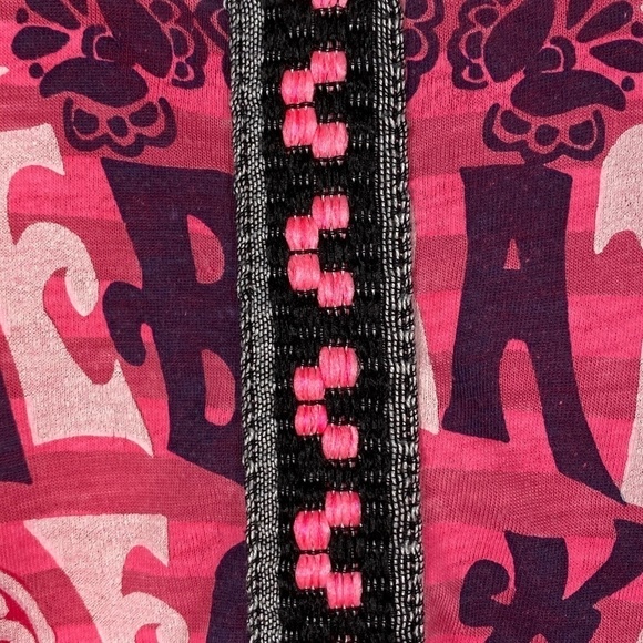 Custo Barcelona Celebration Pink Embroidered Tee S - Picture 4 of 10